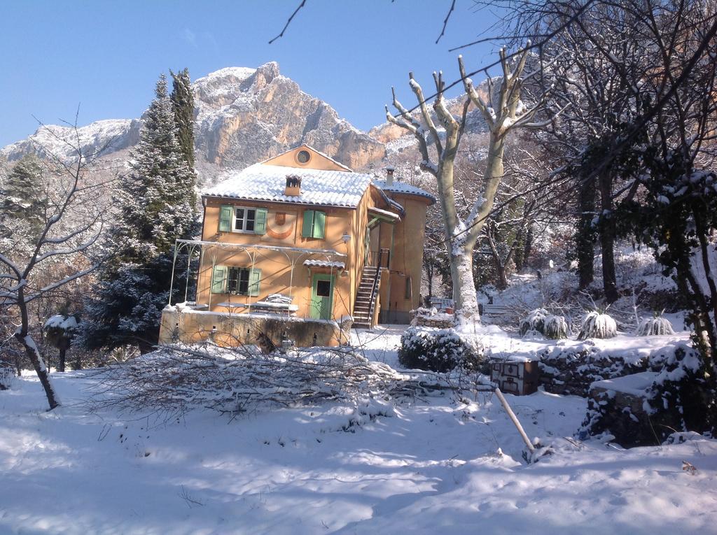 Domaine D'Angouire Hotel Moustiers-Sainte-Marie Ngoại thất bức ảnh
