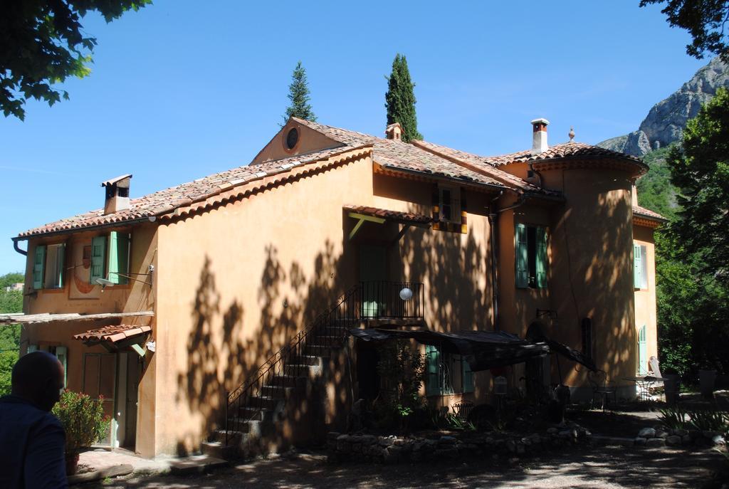 Domaine D'Angouire Hotel Moustiers-Sainte-Marie Ngoại thất bức ảnh