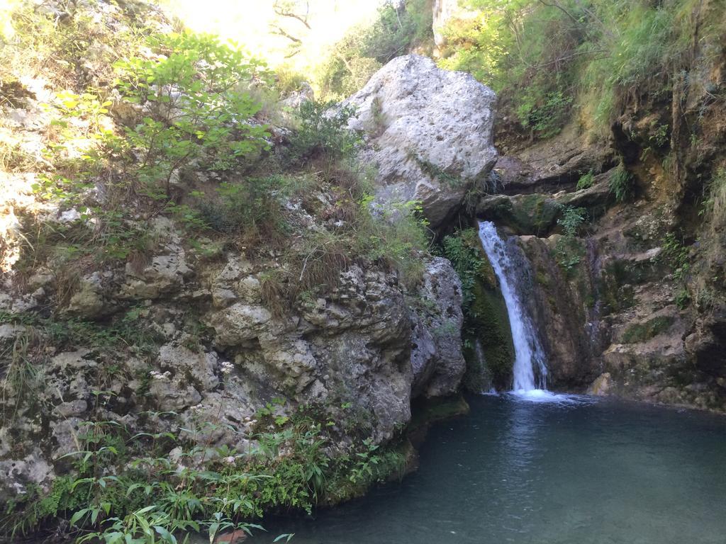 Domaine D'Angouire Hotel Moustiers-Sainte-Marie Ngoại thất bức ảnh